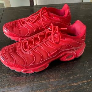 Women Nike Air Max Plus - Light Crimson